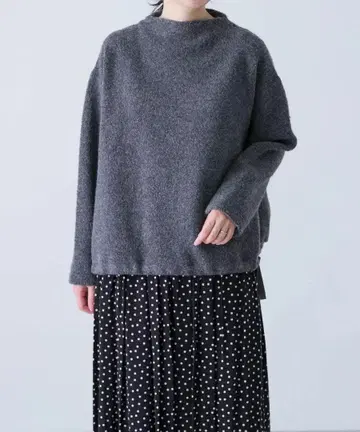 새상품급 카구레 보틀넥 보아 풀오버