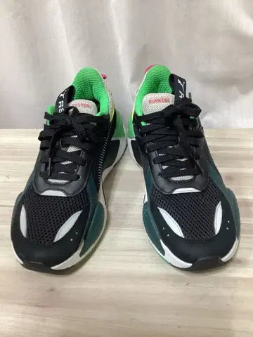 최종 가격 인하 새상품급 푸마 스니커즈 2