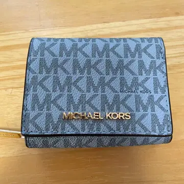MICHAEL KORS 블루 3단 폴더형 지갑