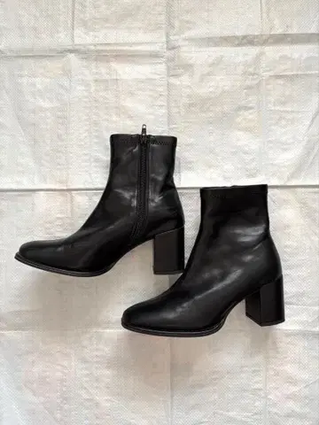 SENSE OF PLACE by URBAN RESEARCH 부츠