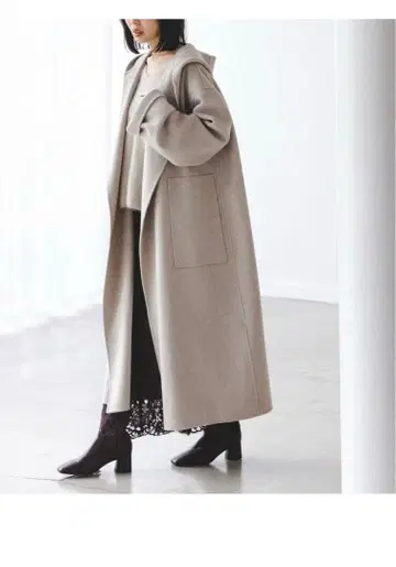 NOBLE 노블 [택 포함 새상품] Super160s 리버 후디 코트