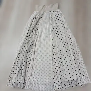 앙데팡당 샤샤 스커트