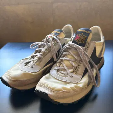 Reebok AZTEC OG V70614