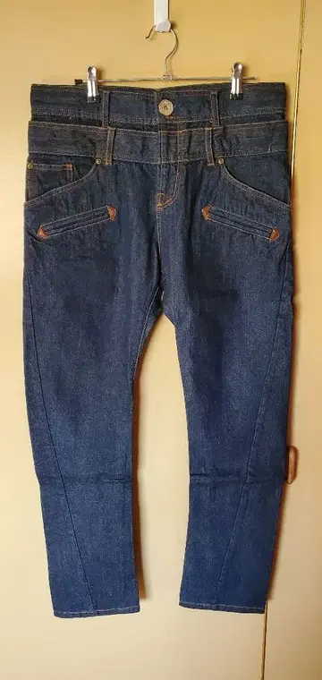 and it. 사루엘 팬츠