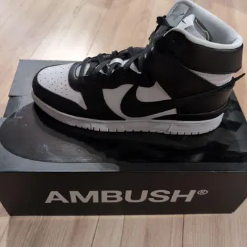AMBUSH DUNK HIGH 블랙/화이트 L