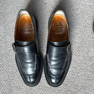 히로카와 스카치 그레인 블랙 가죽 드레스 슈즈 버클 포함