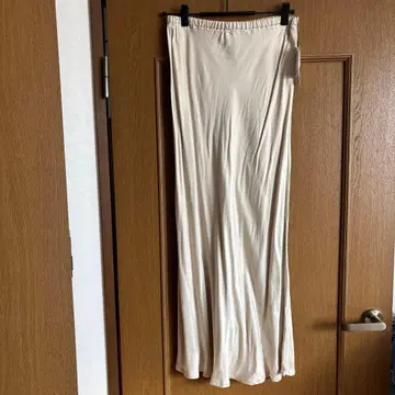 바이어스 플레어 스커트