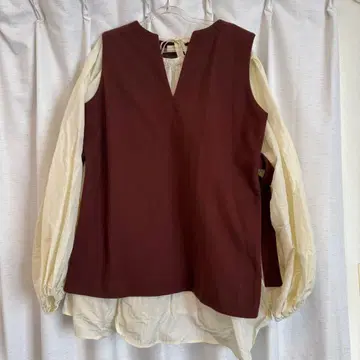 m/deal 브라운 레이어드 상의