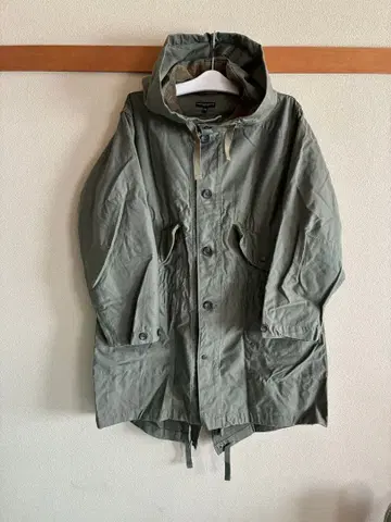 ENGINEERED GARMENTS 후드 부착 자켓 올리브 그린