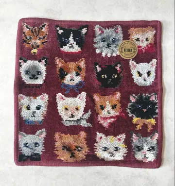 러브러리 바이 페이러 프리티 캣츠