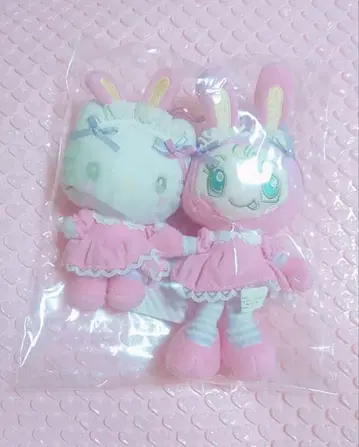 메조피아노 산리오 마스코트 홀더 베리에짱 헬로키티