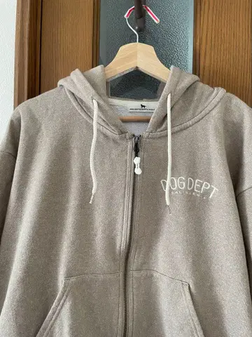 DOGDEPT 도크데파트 후드티