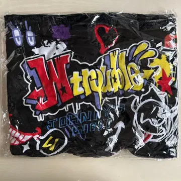 [ 미개봉 ] WEST. W trouble 타월