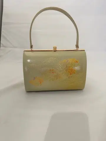 일본 의류용 가방 크림색 꽃무늬