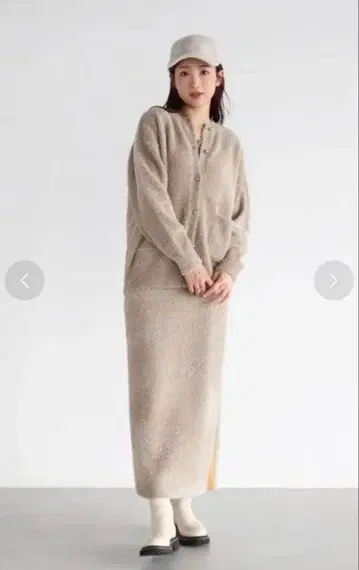 [ 새상품급 ] vin 야마다야 라메 샤기 니트 셋업 베이지 여성용