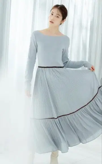 LILY BROWN 플리츠 도킹 니트 원피스