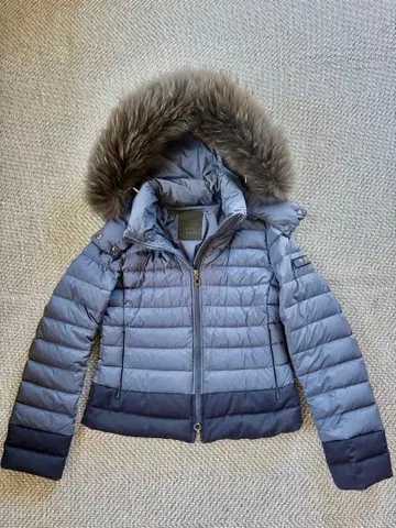 TATRAS 후드 부착 다운 자켓 네이비