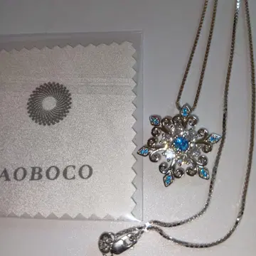 거의 사용하지 않은 AOBOGO 눈꽃 실버 목걸이 댓글 10% 할인