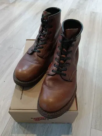 레드윙 9016 26.5 8.5D