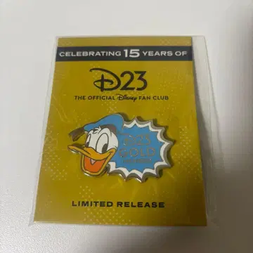 D23 골드 멤버 핀 배지 도날드