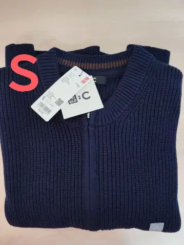 새상품 유니클로C 크루넥 풀 집업 가디건 네이비 S 사이즈