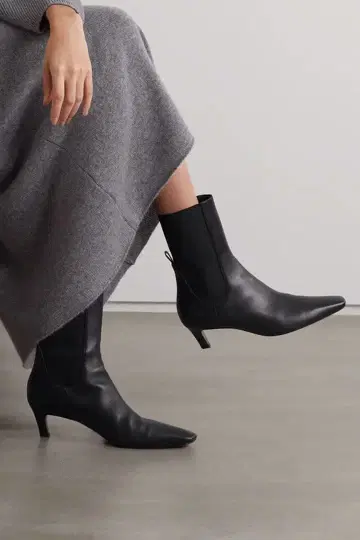 TOTEME THE MID HEEL BOOT