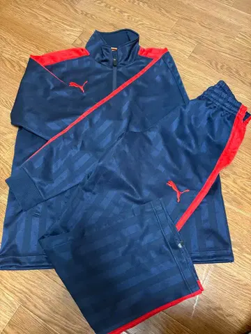 PUMA 저리 상하의 세트 네이비/레드