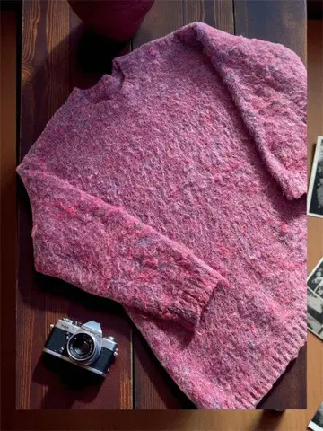 고급스러움 핑크 크루넥 긴팔 스웨터