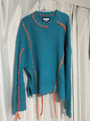 MAISON SPECIAL 오니 와플 클레이지 스티치 크루넥 니트