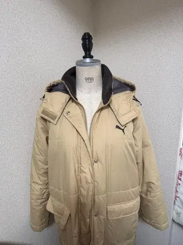 PUMA 후드 부착 베이지 다운 자켓