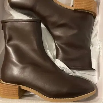 이볼 센터 심 부츠 새상품 23.0 EVOL IP9287 브라운