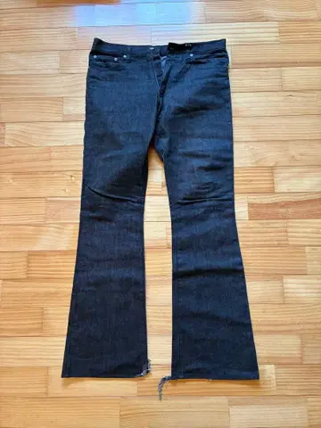 카미카제 어택 부츠컷 (플레어) 블랙 데님 35inch