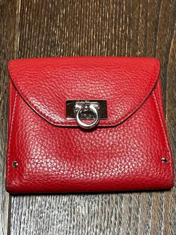 페라가모 접이식 지갑