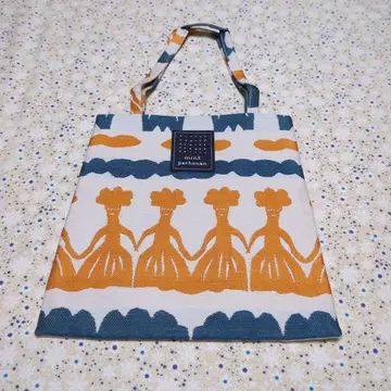 미사용 미나 페르호넨 Mrs.Cloud 미세스 클라우드 구름 아줌마 백