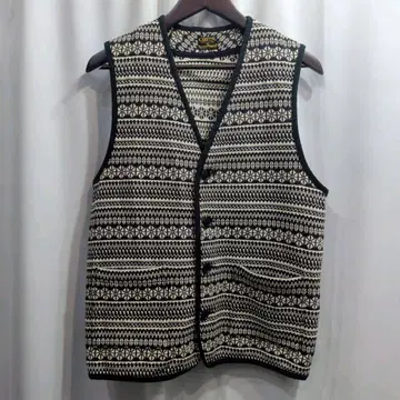 새상품급 COOTIE 쿠티 네이티브 무늬 베스트 S 일본제 자카드