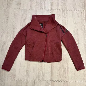 adidas 보르도 하이넥 크롭 후드티