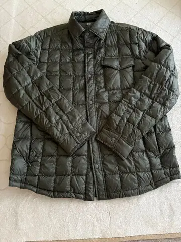 유니클로 울트라 라이트 다운 자켓