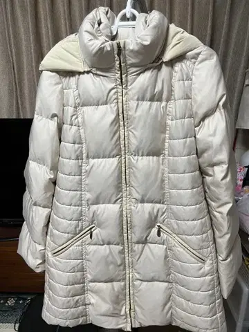 ensuite 베이지 후드 부착 다운 자켓