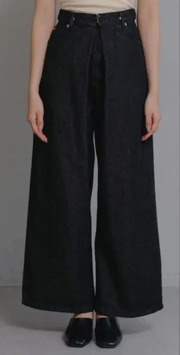 카스타네 데님 턱 와이드 팬츠 사이즈 1