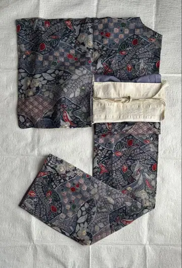 #츠지카 #크레이프원단 #이중기모노 #코몬 #거미매듭 #화장긴길이