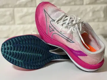 미즈노 웨이브 리벨리온 플래시 러닝화 24.5cm