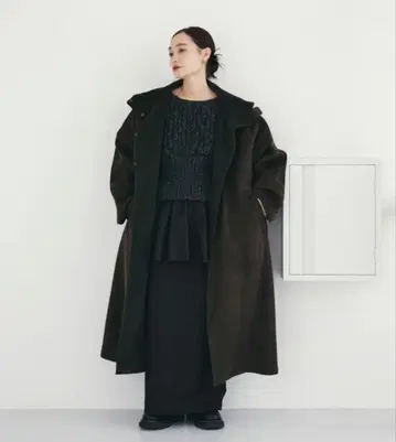 완판템 Hella 무스탕 롱 코트 다크 브라운 후드 부착 스웨이드