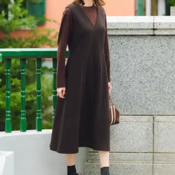 이번 시즌 유니클로 브러쉬드 저지 원피스 다크 브라운 S 사이즈