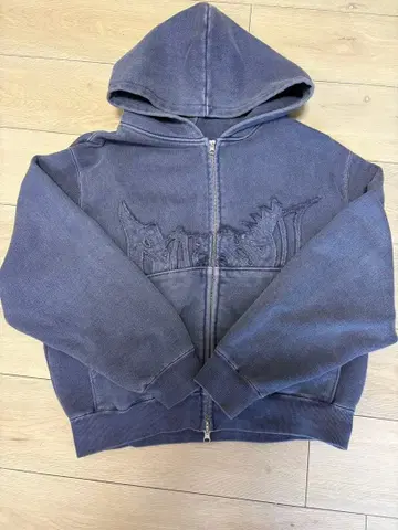 BlessU 블루 후드티 L 사이즈 짧은 기장