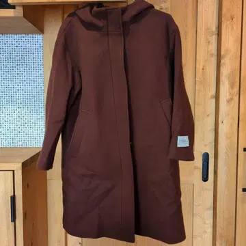 URBAN RESEARCH 브라운 후드 부착 롱 코트