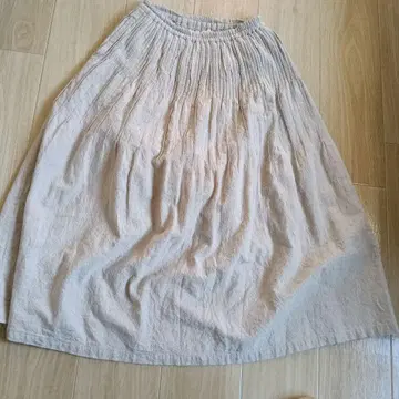 시삼 공방 핀턱 롱 스커트