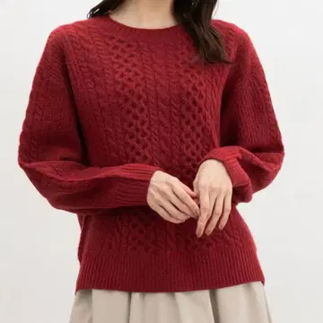 케이블 짜임 크루 니트 레드