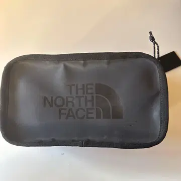 THE NORTH FACE 블랙 파우치