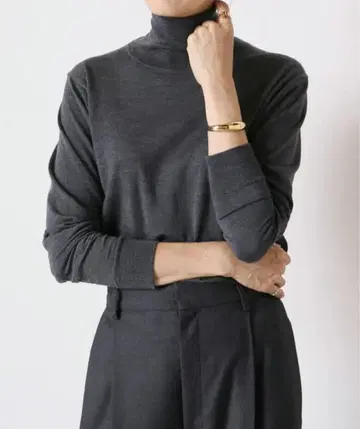 [ 새상품급 ] Deuxieme Classe FF30 터틀넥 풀오버