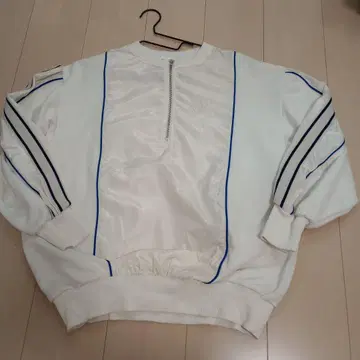 차오패닉 Ciaopanic 나일론 맨투맨 아노락 아이보리